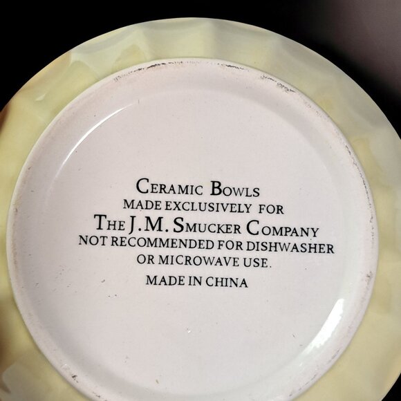 Vintage Ceramic Ice Cream Bowls Set of 4 Made Exclusively for JM Smuckers Co - Picture 11 of 13
